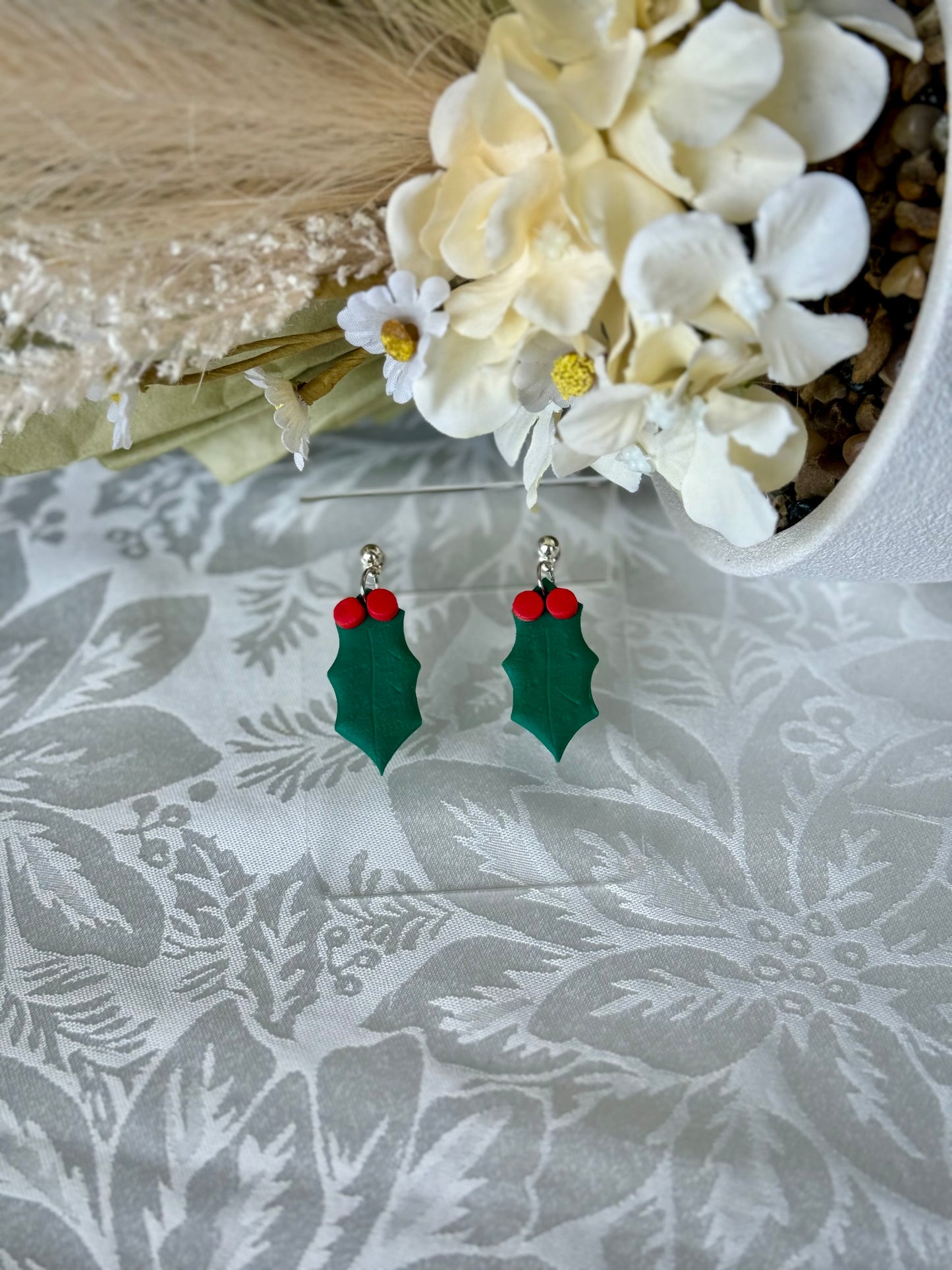 Mistletoe mini dangle earrings